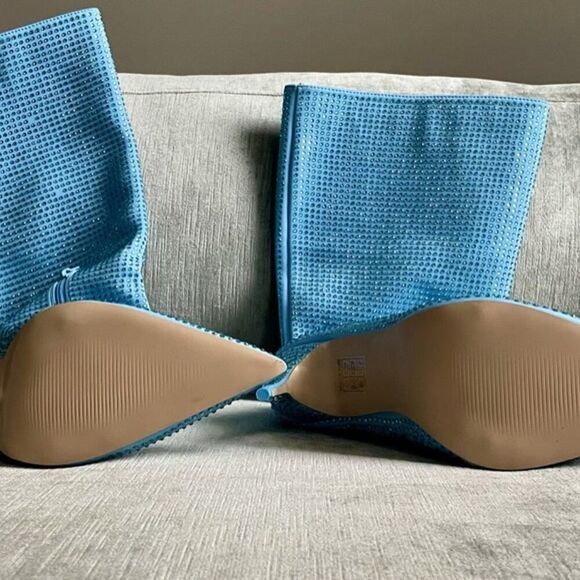 PUBLIC DESIRE “Lexi” Crystal Boots - Picture 4 of 12